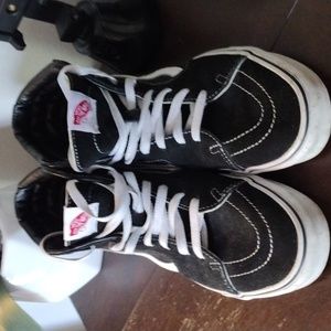 Men's Vans High Tops Size 10.5 Minimal Wear!
